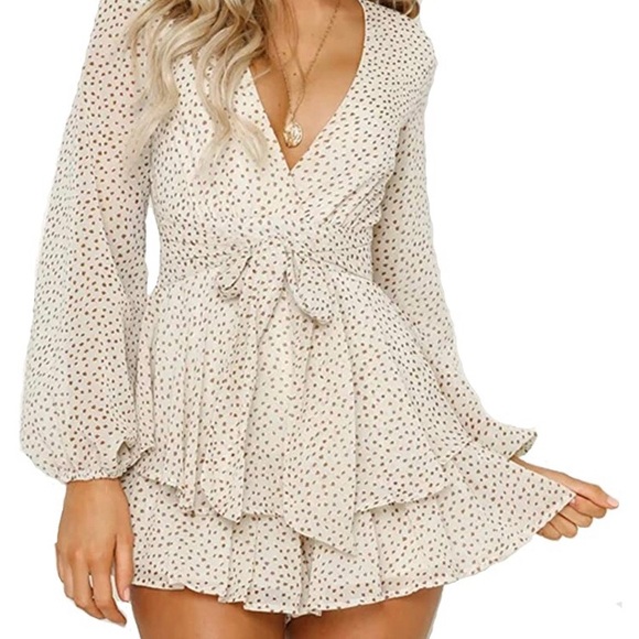 Romper - Picture 1 of 3